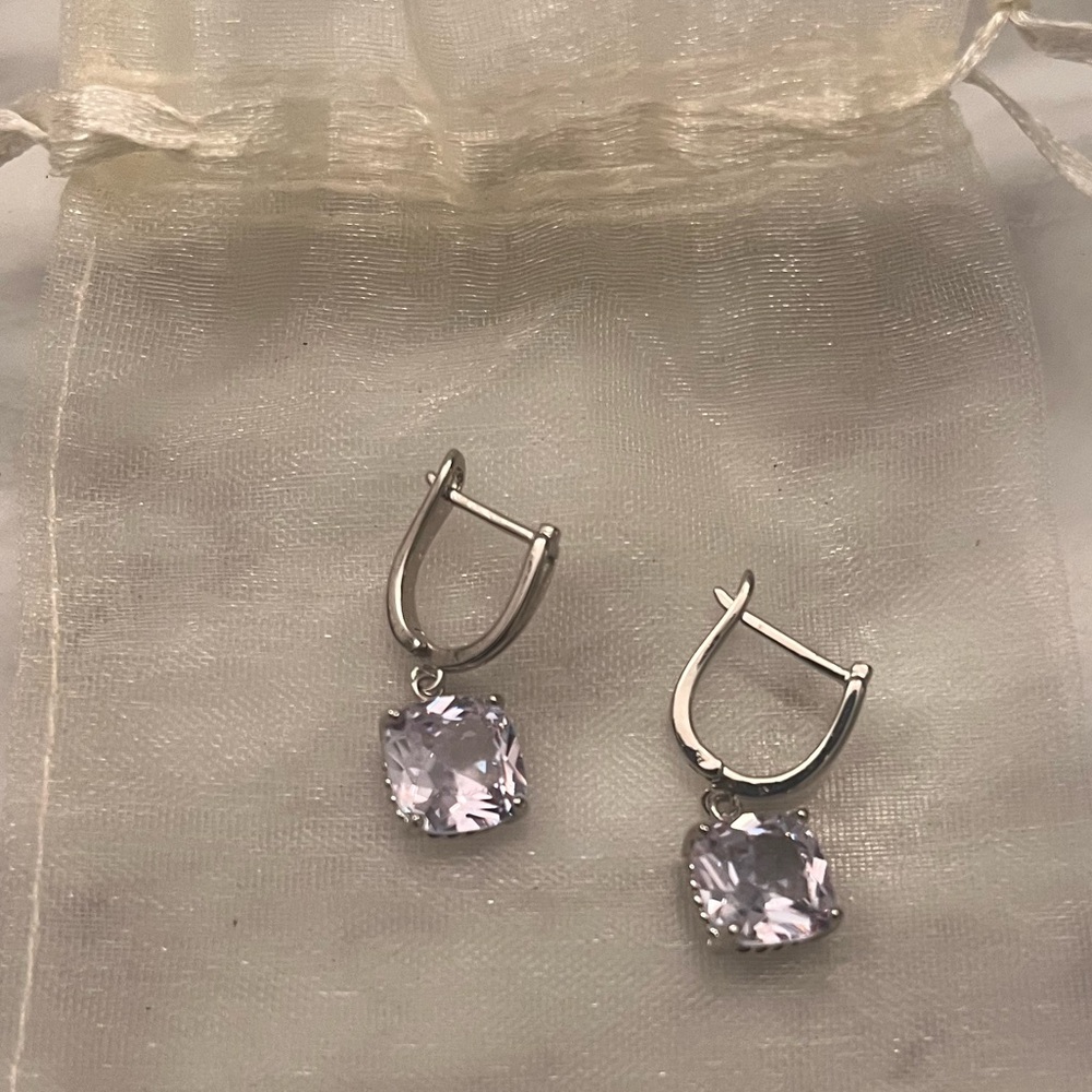 Elegant silver-tone soft pinkish-lilac crystal dangle pierced Earrings. New